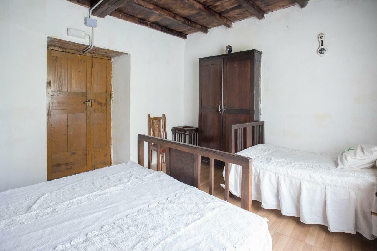 A Fonte Das Bodas Samos Zewnętrze zdjęcie